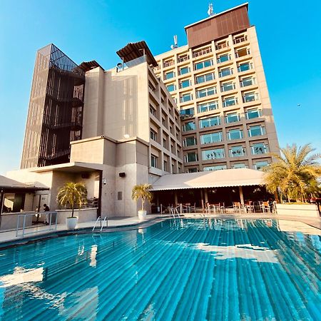 The Landmark Towers Kanpur Dış mekan fotoğraf